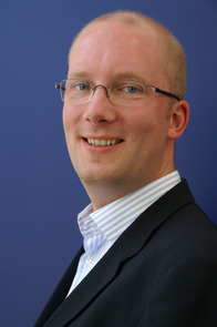 Henning Schmidt